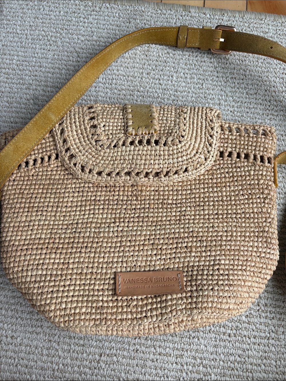 Vanessa Bruno Panier Crossbody Bag - Picture 3 of 10